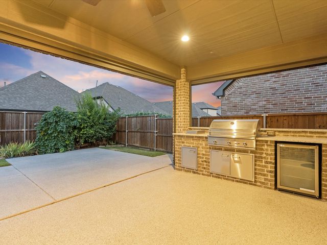 4528 Sir Craig Drive, Carrollton, TX 75010