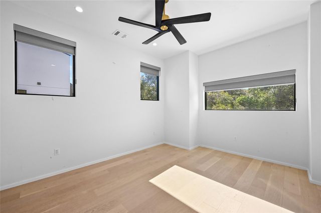 2706 Stacy LN 2, Austin, TX 78704