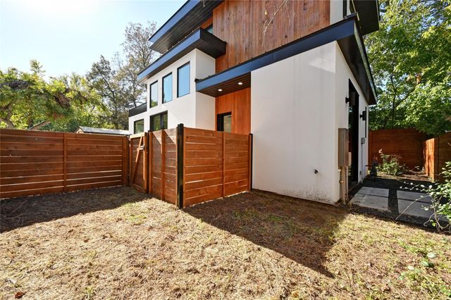 2706 Stacy LN 2, Austin, TX 78704