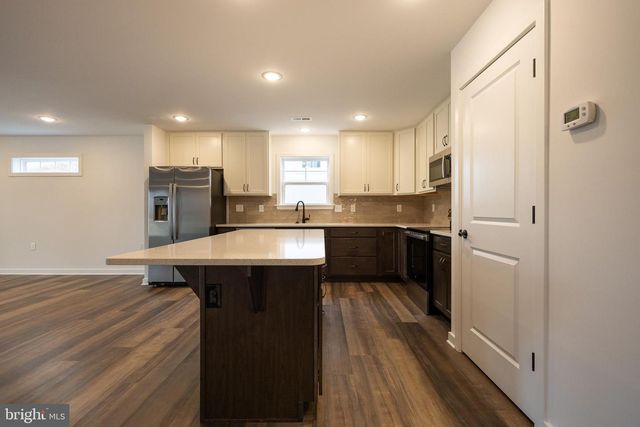 937 OTERO LN, Hedgesville, WV 25427