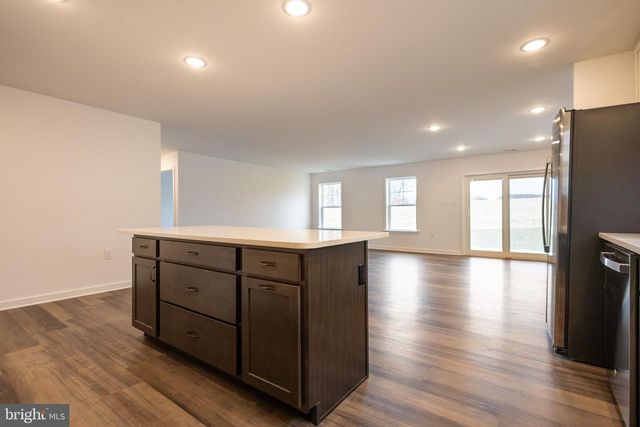 937 OTERO LN, Hedgesville, WV 25427