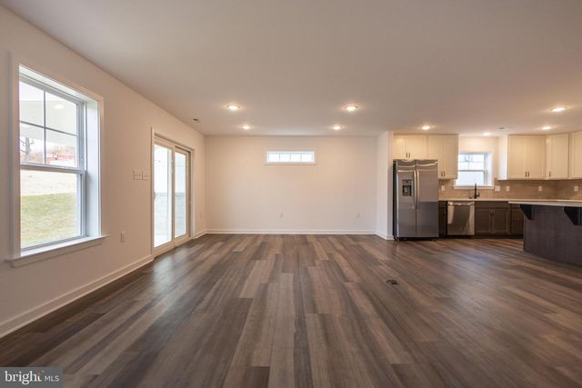 937 OTERO LN, Hedgesville, WV 25427