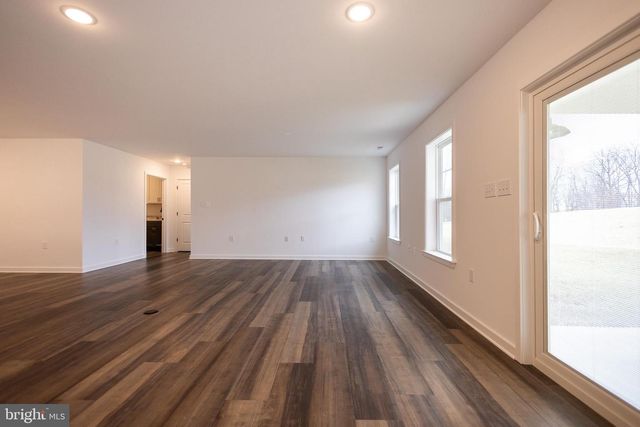 937 OTERO LN, Hedgesville, WV 25427