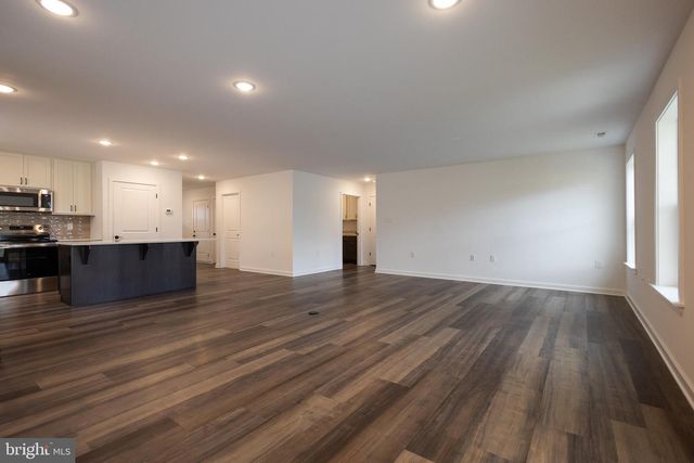 937 OTERO LN, Hedgesville, WV 25427