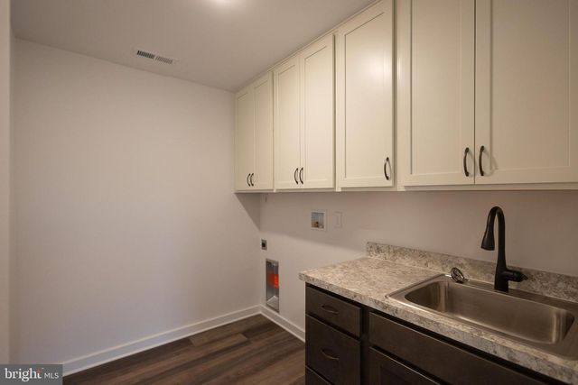 937 OTERO LN, Hedgesville, WV 25427