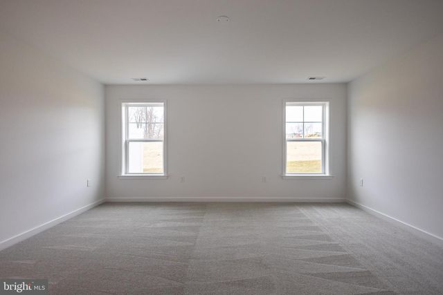 937 OTERO LN, Hedgesville, WV 25427