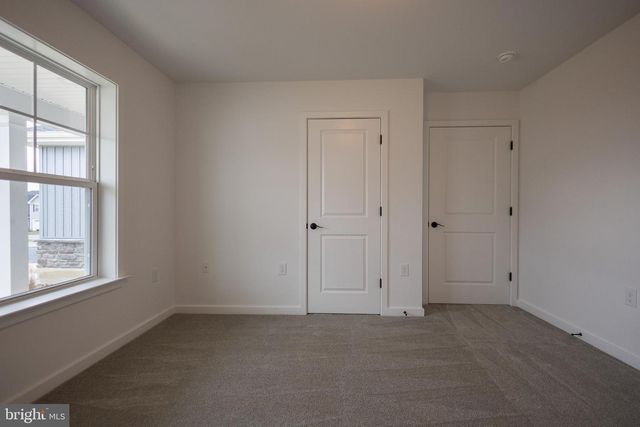 937 OTERO LN, Hedgesville, WV 25427