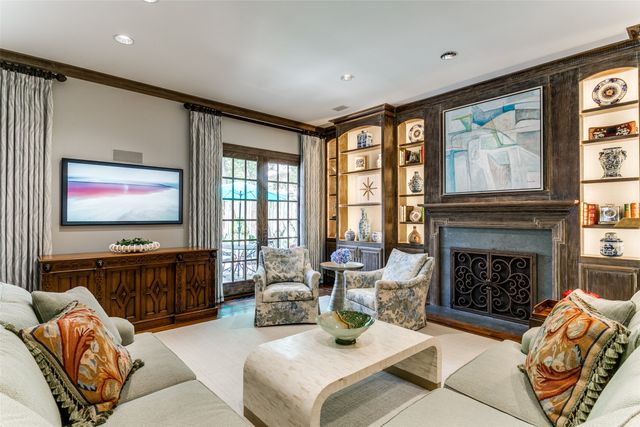 4438 Arcady Avenue, Highland Park, TX 75205