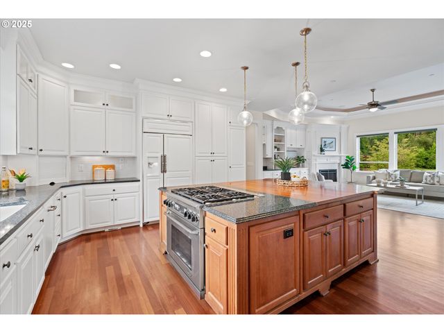 3300 Sw CASCARA Ct, Wilsonville, OR 97070