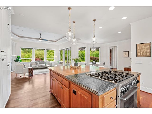 3300 Sw CASCARA Ct, Wilsonville, OR 97070