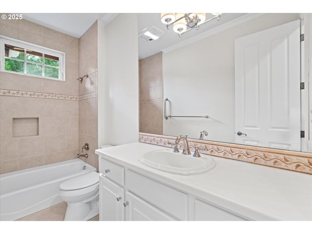 3300 Sw CASCARA Ct, Wilsonville, OR 97070