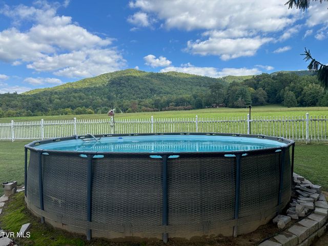 2035 Highway 107, Jonesborough, TN 37659
