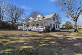 914 Ratliff Ferry Road, Canton, MS 39046