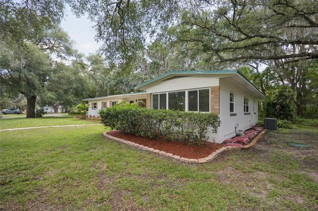 22 POINSETTIA DRIVE, Deland, FL 32724