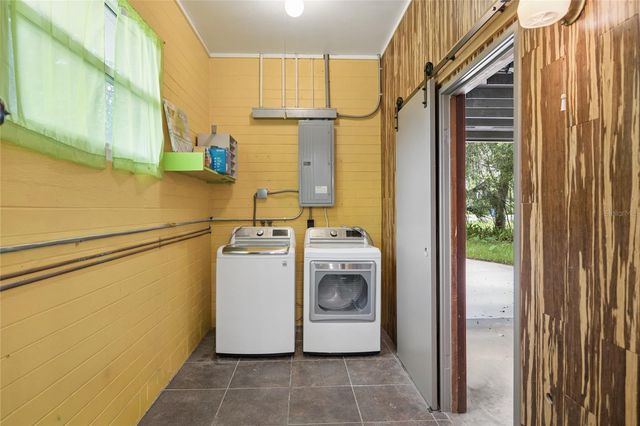 22 POINSETTIA DRIVE, Deland, FL 32724
