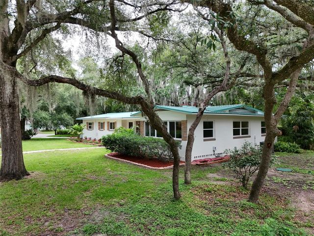 22 POINSETTIA DRIVE, Deland, FL 32724