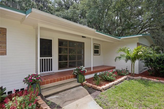 22 POINSETTIA DRIVE, Deland, FL 32724