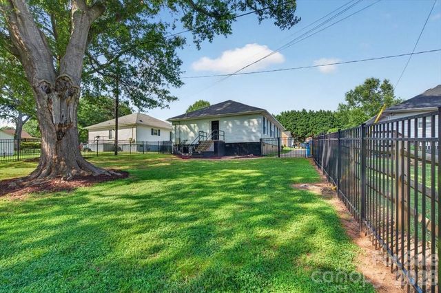 113 Pleasant Street, Belmont, NC 28012