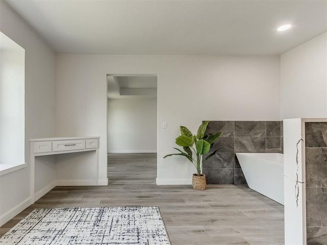 209 Tumbleweed Road, Yukon, OK 73099