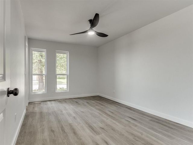 209 Tumbleweed Road, Yukon, OK 73099