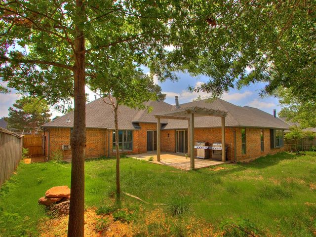 209 Tumbleweed Road, Yukon, OK 73099