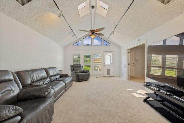 1207 Magnolia Drive, Carrollton, TX 75007