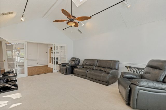 1207 Magnolia Drive, Carrollton, TX 75007