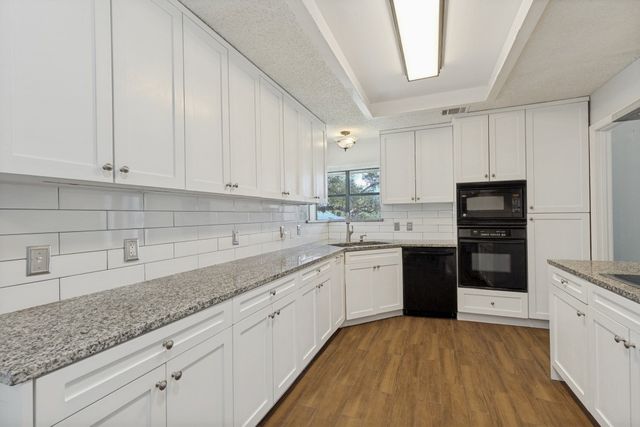 1207 Magnolia Drive, Carrollton, TX 75007