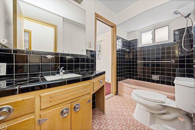 22506 Norcrest Drive, Saint Clair Shores, MI 48080