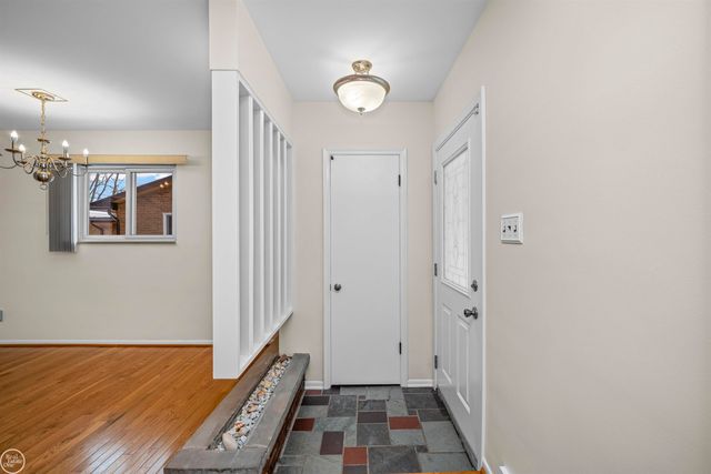 22506 Norcrest Drive, Saint Clair Shores, MI 48080