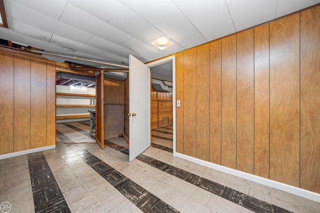 22506 Norcrest Drive, Saint Clair Shores, MI 48080