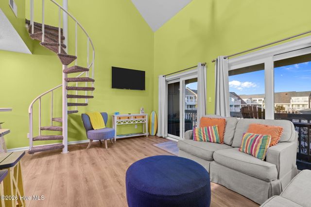 9201 Coast Guard Road F204, Emerald Isle, NC 28594