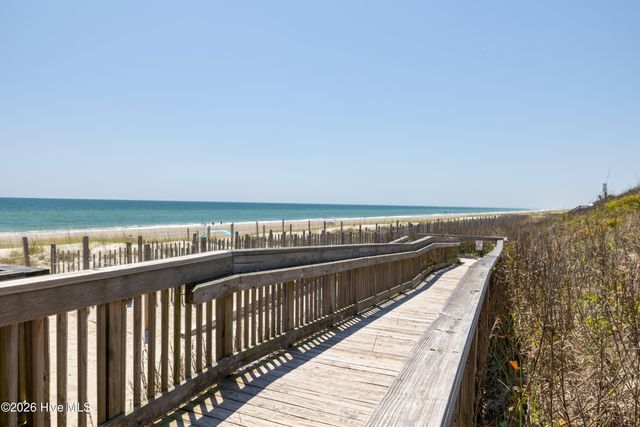 9201 Coast Guard Road F204, Emerald Isle, NC 28594