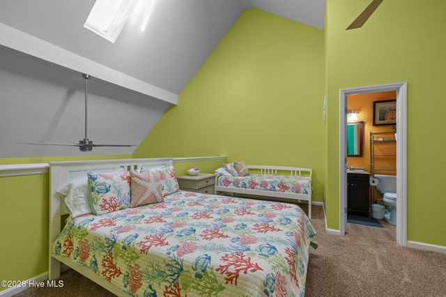 9201 Coast Guard Road F204, Emerald Isle, NC 28594