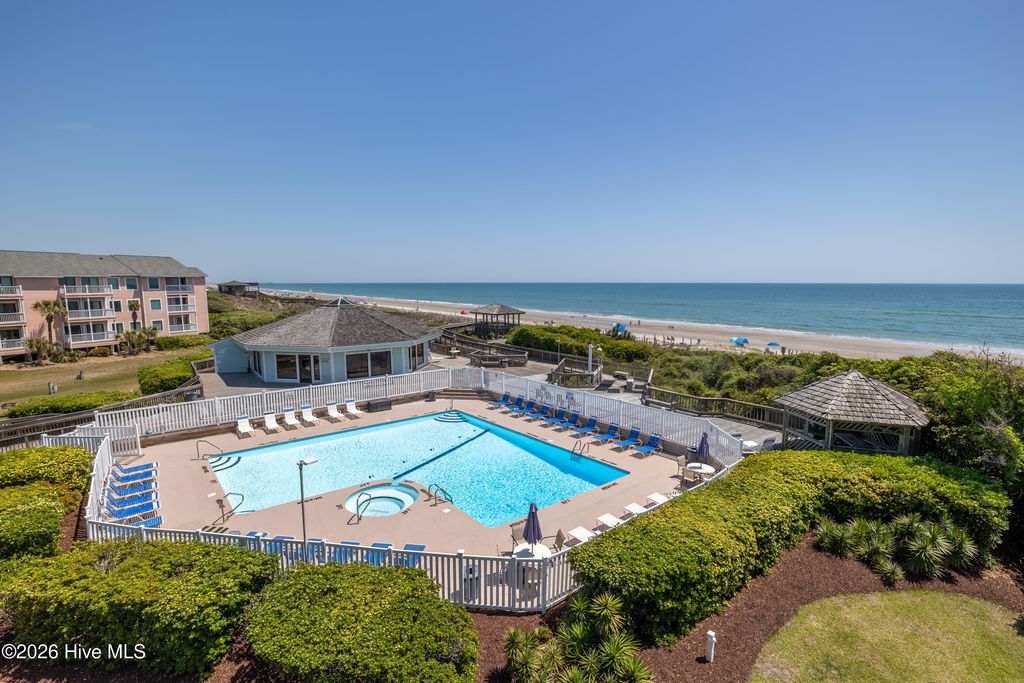 9201 Coast Guard Road F204, Emerald Isle, NC 28594