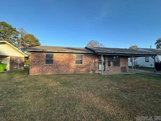 517 Pleasant Drive, Lonoke, AR 72086