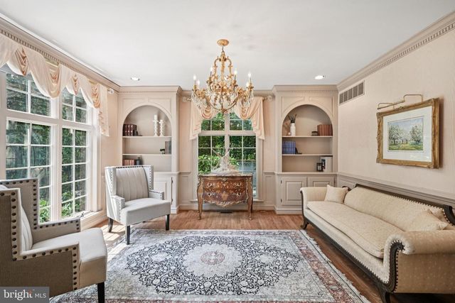 12 COVE RD, Moorestown, NJ 08057