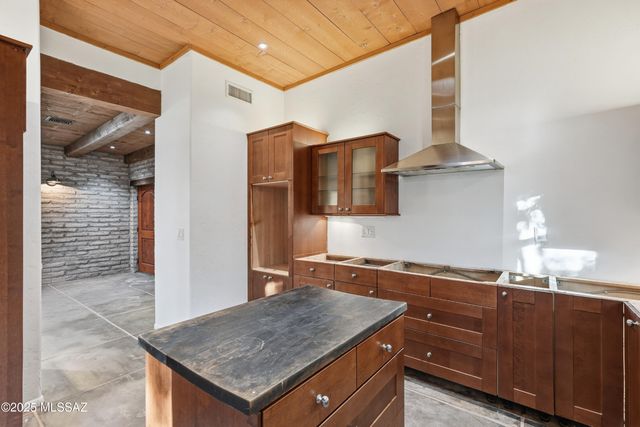 825 S Fremont Avenue, Tucson, AZ 85719