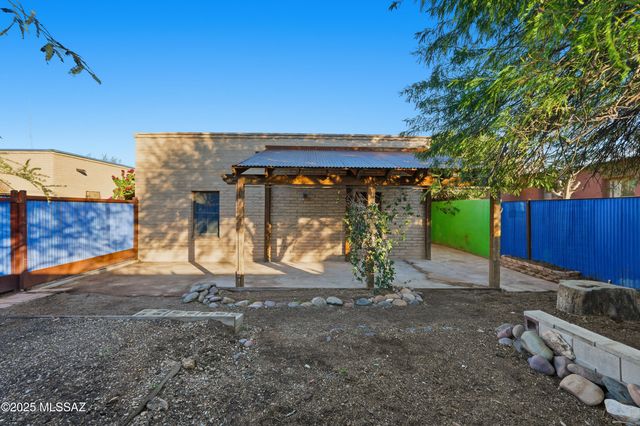 825 S Fremont Avenue, Tucson, AZ 85719