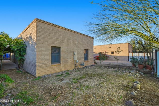 825 S Fremont Avenue, Tucson, AZ 85719