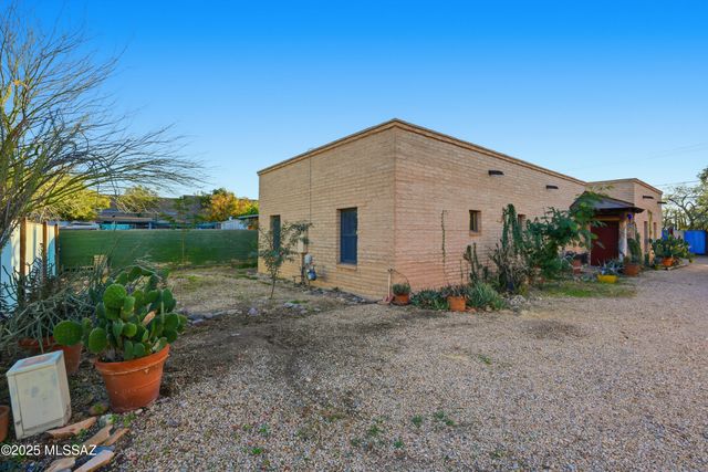 825 S Fremont Avenue, Tucson, AZ 85719