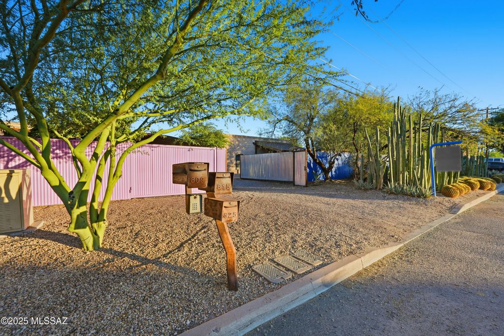 825 S Fremont Avenue, Tucson, AZ 85719