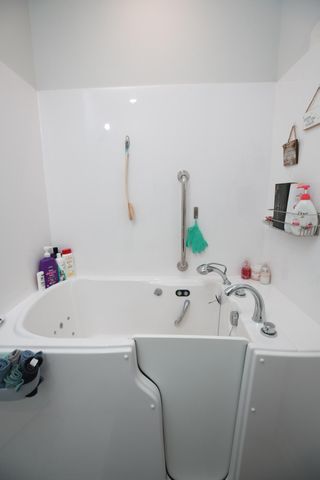 6013 Coral Berry Road, Hanahan, SC 29410