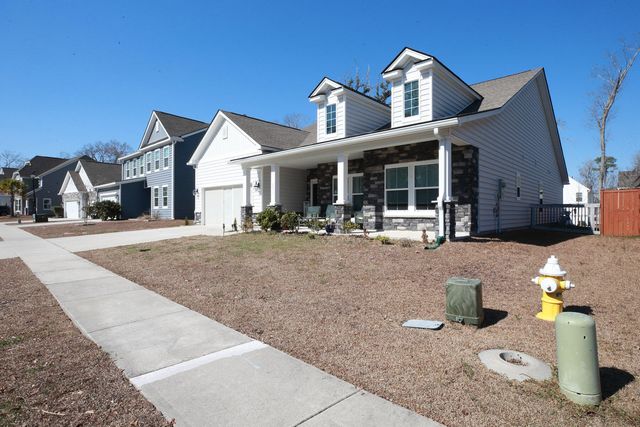 6013 Coral Berry Road, Hanahan, SC 29410