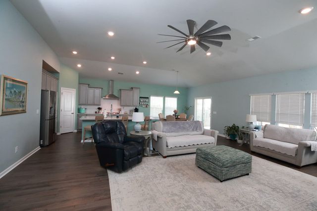 6013 Coral Berry Road, Hanahan, SC 29410