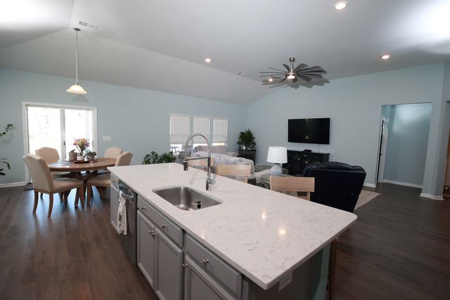 6013 Coral Berry Road, Hanahan, SC 29410