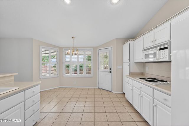 7715 E NEVILLE Avenue, Mesa, AZ 85209