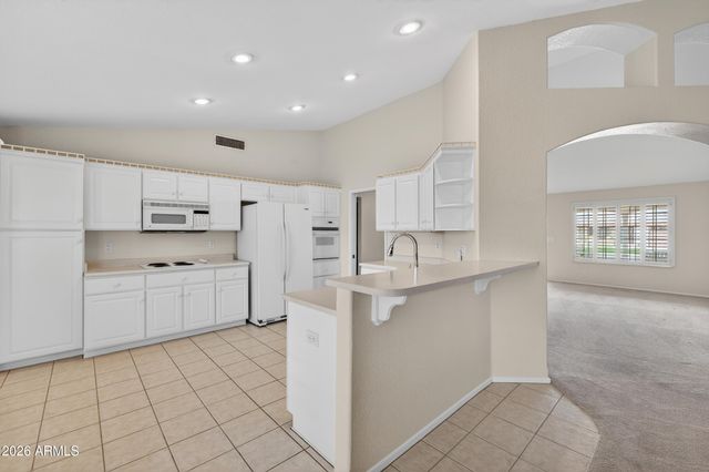 7715 E NEVILLE Avenue, Mesa, AZ 85209