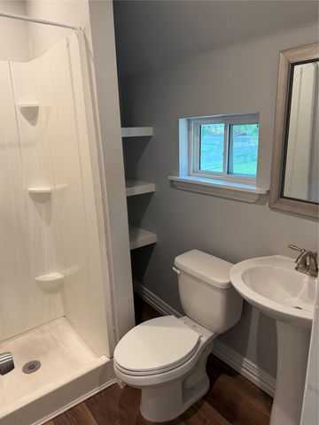 106 W Hull Street 200, Denison, TX 75021