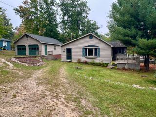 8063 Collen Avenue, Grayling, MI 49738